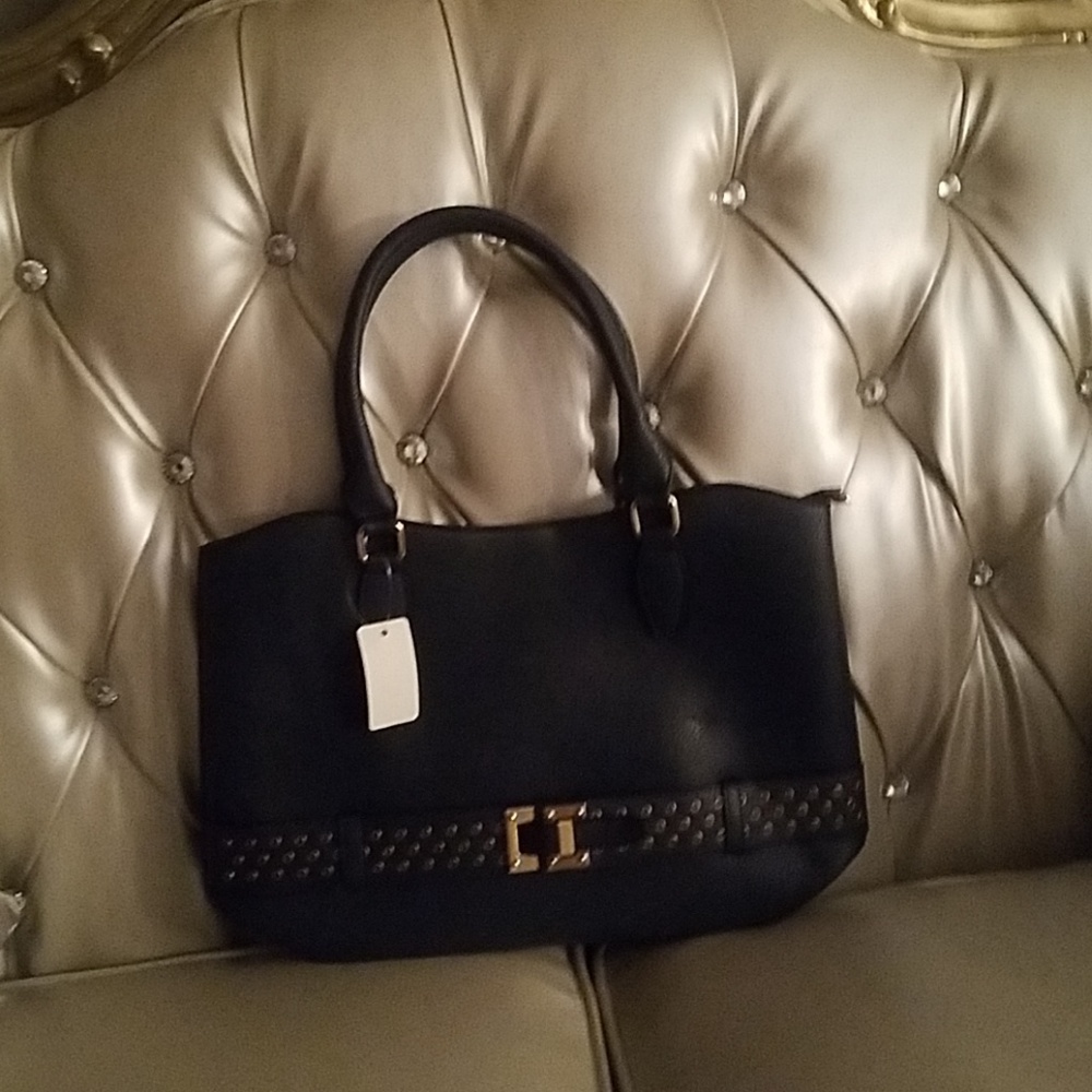Purses - Picture 2 of 8